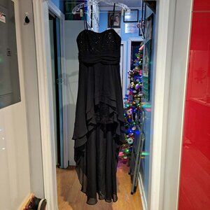 Black sequence long flowy black sequence dress Size 11 / 12 Melanie Lyne